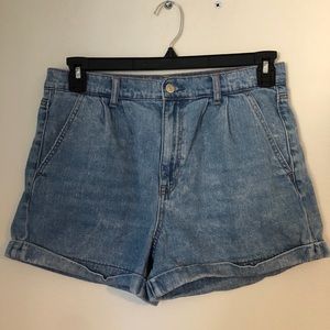 American Eagle high waisted mom shorts